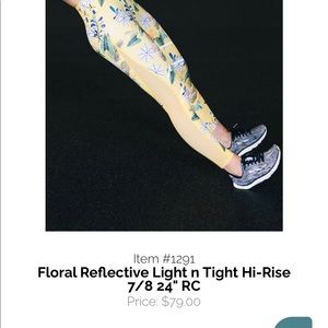 Zyia Light and Tight Reflective size 4 excellent